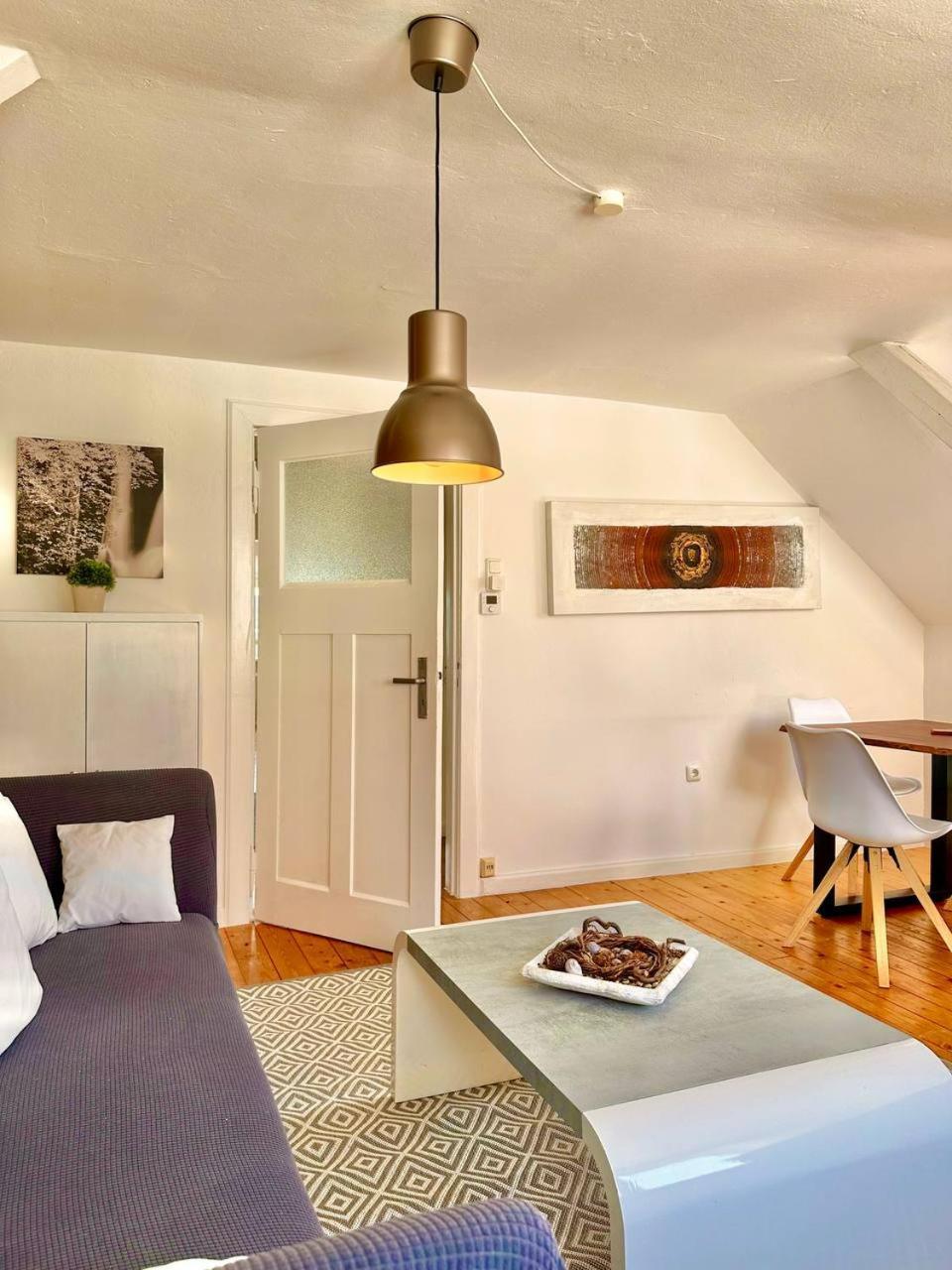 Schoenes City-Apartment Mit 2 Schlafzimmer, Parkplatz, Ruhig Und Hell, D46-Dg Ольденбург Экстерьер фото