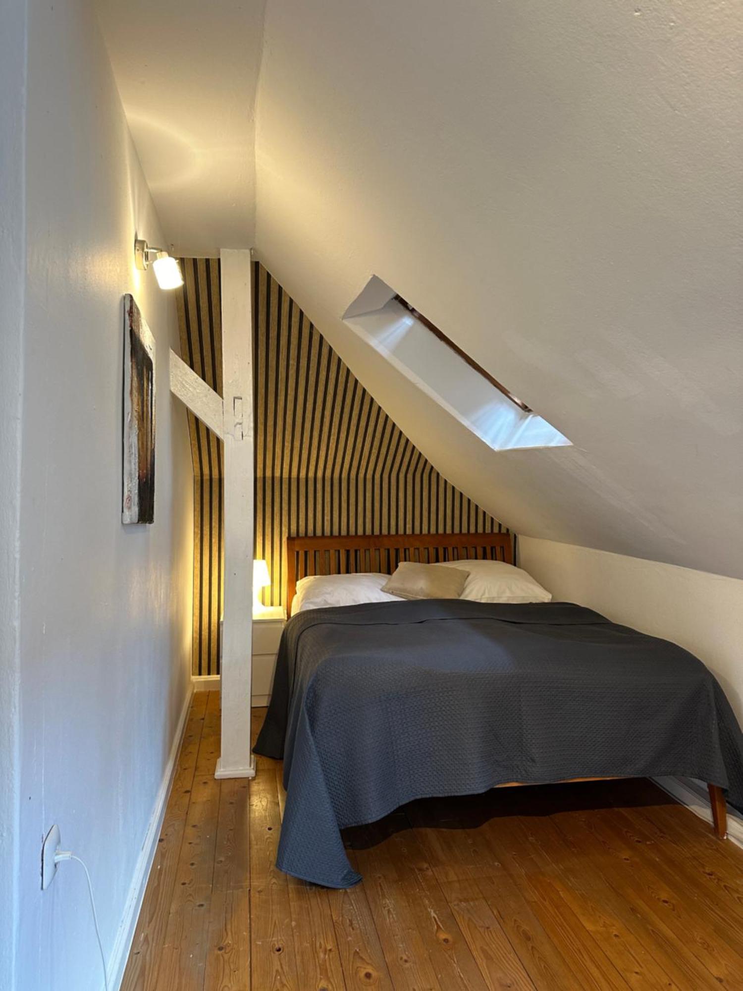 Schoenes City-Apartment Mit 2 Schlafzimmer, Parkplatz, Ruhig Und Hell, D46-Dg Ольденбург Экстерьер фото